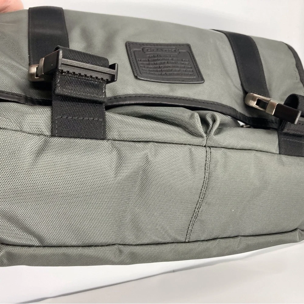 COACH VOYAGER MESSENGER LAPTOP/BRIEFCASE CROSSBODY ADJUSTABLE STRAP Bag